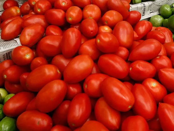 Se dispara precio del tomate en Estados Unidos y golpea el bolsillo de consumidores
