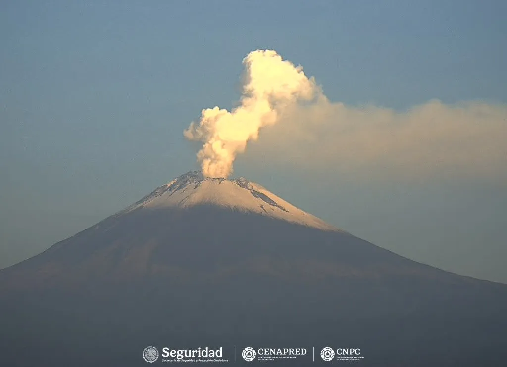 Popocatépetl registra 24 exhalaciones y mantiene alerta en Amarillo Fase 2